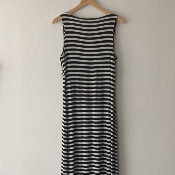 Motherhood Nursing Maxi Dress - Picture 5 of 5